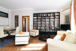 Large and elegant apartment in Missori Duomo